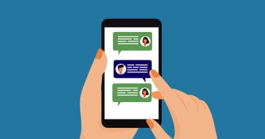 Mavi arka planda akıllı telefonu tutan el kompozisyonu. Teknoloji, iletişim ve dijital arayüz kavramı dijital olarak oluşturuldu.