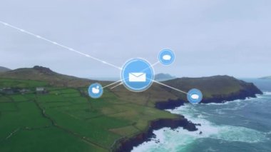 Manzara üzerindeki bağlantı ağının animasyonu. Dijital olarak oluşturulmuş küresel bağlantılar, iş, finans, bilgisayar ve veri işleme kavramı.