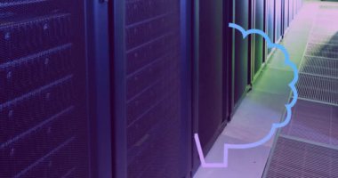 Bilgisayar sunucuları üzerinde ai metin ve veri işleme animasyonu. Küresel yapay zeka, iş, veri işleme, hesaplama ve dijital arayüz kavramı dijital olarak oluşturulmuş video.