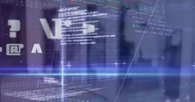 Ofis üzerinde veri işleme ve ikili kodlama animasyonu. Küresel iş, finans, hesaplama ve veri işleme kavramı dijital olarak oluşturulmuş video.