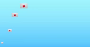 Zarfların üzerindeki kalp simgelerinin canlandırılması ve mavi arka plandaki veri işlemesi. Dijital olarak oluşturulmuş küresel sosyal medya, hesaplama ve veri işleme kavramı.