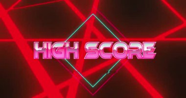 Siyah arka planda parlayan kırmızı ışık izleri üzerinde yüksek skorlu mesaj pankartı animasyonu. Video oyunu arayüzü ve teknoloji kavramı