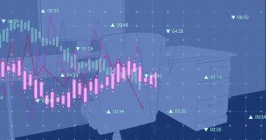 Bir ofis masasının 3D modeliyle şebeke üzerinden veri işleme animasyonu. Bilgisayar arayüzü ve iş teknolojisi kavramı
