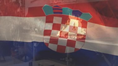 Reklam restoranındaki barbekü ızgarasında yanan Hırvat bayrağının animasyonu. Dijital bileşim, yemek, hazırlık, vatanseverlik, özgürlük, kimlik ve kutlama konsepti.