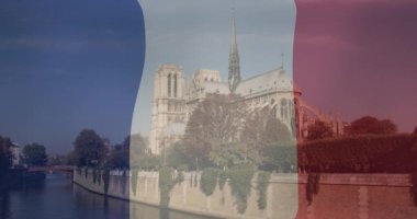 Notre Lady yerine Fransa bayrağının animasyonu. Bastille Günü, Fete nationale Francaise, Yurtseverlik ve kutlama konsepti dijital olarak üretilen video.
