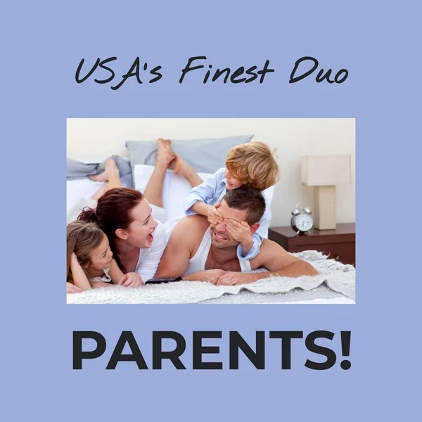 Composição Texto Feliz Dia Dos Pais Sobre Família Caucasiana Feliz — Fotografia de Stock