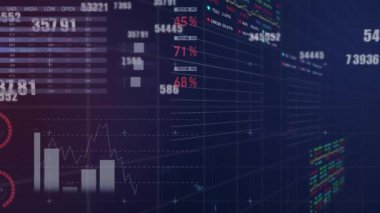 Değişen numaraların animasyonu, borsa ve mavi arka planda istatistiksel veri işleme. Küresel ekonomi ve iş veri teknolojisi kavramı