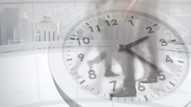 Animación Tictac Reloj Contra Lapso Tiempo Sección Baja Los Empresarios — Vídeo de stock