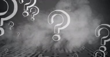 Duman ve beyaz soru işaretleri gri labirentte yüzüyor. Kararlar, kafa karışıklığı, eğitim ve öğrenme, dijital olarak oluşturulmuş video.