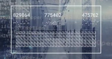 Bilgisayar sunucuları üzerinden veri işleme animasyonu. Küresel internet bağlantıları, bulut hesaplama ve veri işleme kavramı dijital olarak oluşturulmuş video.