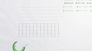 Beyaz arka planda istatistiksel ve borsa veri işleme animasyonu. Bilgisayar arayüzü ve iş veri teknolojisi kavramı