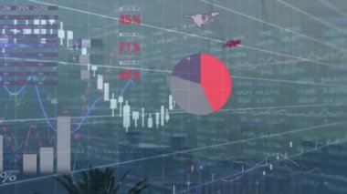 Şehir manzarasının havadan görüntüsüne karşı istatistiksel ve borsa veri işleme animasyonu. Küresel ekonomi ve iş veri teknolojisi kavramı