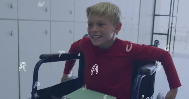 Animacja Listów Nad Szczęśliwym Białym Uczniem Wózku Inwalidzkim Niepełnosprawność Integracja — Wideo stockowe