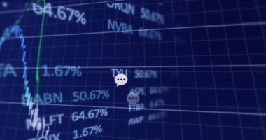 Finansal ve borsa veri işleme sisteminin mavi arkaplanla karşılaştırılması. Küresel ekonomi ve iş teknolojisi kavramı