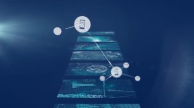 Veri işleme ve ışık noktası olan birden fazla ekranın üzerindeki dijital simge ağının animasyonu. Küresel ağ ve iş arayüzü teknolojisi kavramı