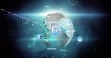 Dönen dünya üzerinde dijital simge ağının animasyonu ve siyah arkaplanda mavi ışık noktası. Küresel ağ ve iş teknolojisi kavramı