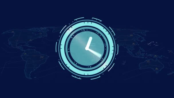 世界地図上のネオン時計のアニメーションや青の背景に対するデータ処理 コンピュータ インターフェースとビジネス技術の概念 — ストック動画