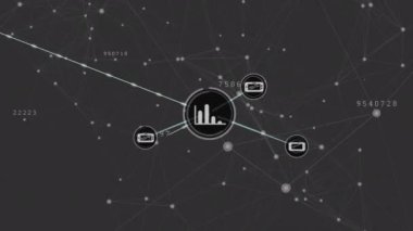 Soyut arkaplana karşı değişen sayılar üzerine çizgilerle bağlantılı simgelerin ve noktaların canlandırılması. Dijital olarak oluşturulmuş, hologram, illüstrasyon, iletişim, rapor ve iş konsepti.