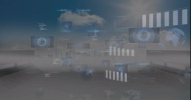 Grafiklerin, radarların, yerkürelerin, bulutlu gökyüzüne karşı bilgisayar dilinin üzerindeki ses dalgalarının animasyonu. Dijital bileşik, çoklu pozlama, rapor, iş, kodlama, küreselleşme ve teknoloji kavramı.