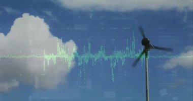 Bulutlu mavi gökyüzüne karşı rüzgâr türbini üzerinde grafik ve işleme verilerinin animasyonu. Yenilenebilir kaynaklar, enerji, ekoloji ve dijital arayüz teknolojisi kavramı dijital olarak oluşturuldu.