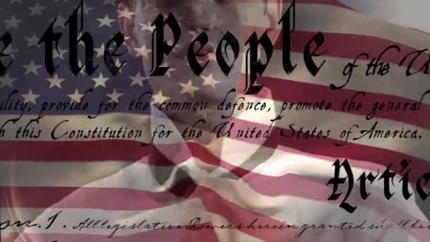 Animația Articolului Text Despre Noi Deasupra Drapelului Național Americii Omul — Videoclip de stoc