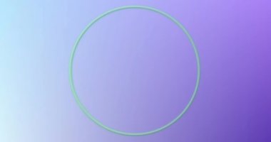 Mavi gradyan arkaplana karşı fotokopi alanı olan neon yeşil dairesel pankartın animasyonu. Bilgisayar arayüzü ve iş teknolojisi kavramı