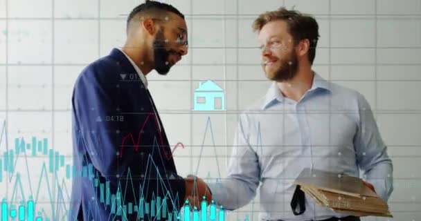 Animação Ícones Digitais Processamento Dados Sobre Diversos Empresários Apertando Mãos — Vídeo de Stock