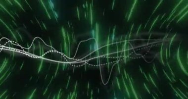 Siyah arka planda dönen neon yeşil ışık yollarının üzerinde veri işleme animasyonu. Teknoloji arka plan kavramı