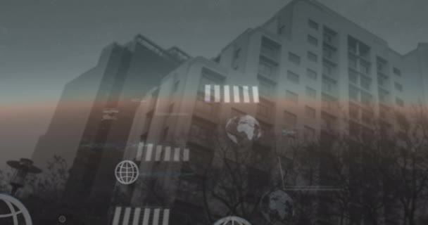 Анімація Глобусів Графіків Комп Ютерної Мови Проти Низького Кута Зору — стокове відео
