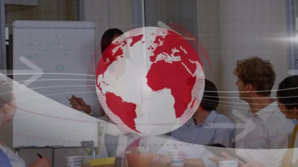 세계화 애니메이션은 동료에게 보고서를 설명하는 관리자에 것이다 디지털 세계화 팀워크 — 비디오