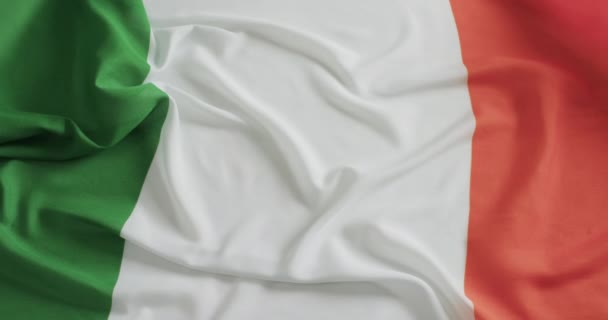 Bola Rugby Branca Sobre Bandeira Irlanda Com Espaço Cópia Câmara — Vídeo de Stock