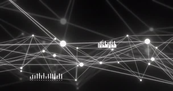 明亮的白色网络动画和在黑色背景上的远程网络上的数据处理 数据和数字接口概念 — 图库视频影像