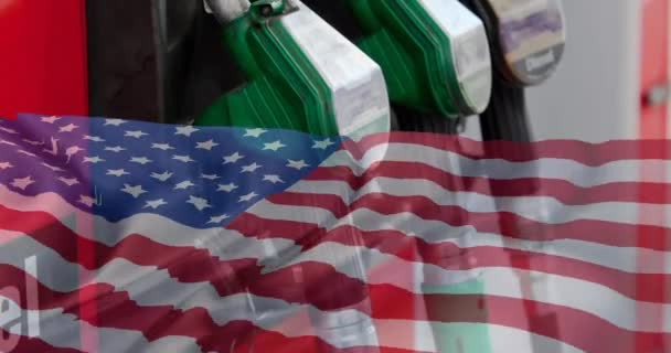 Animation Von Benzinpumpen Und Flagge Der Vereinigten Staaten Von Amerika — Stockvideo