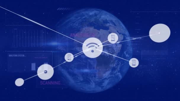 在旋转的地球仪上动画数字图标网络 并与数据处理接口 全球联网和商业接口技术概念 — 图库视频影像