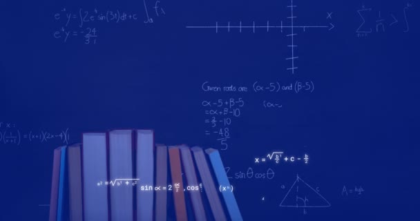 Анимация Математических Уравнений Над Книгами Синем Фоне Образование Обучение Знания — стоковое видео
