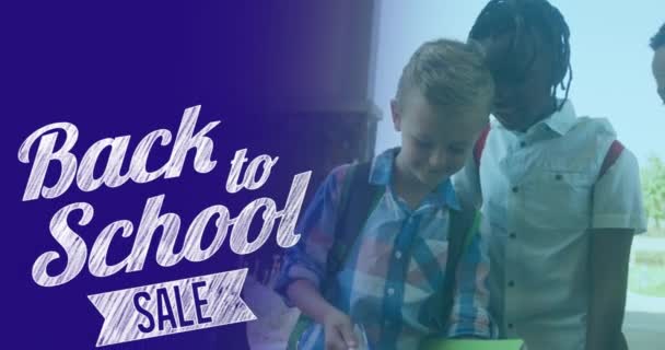 Animáció Vissza Iskolába Szöveget Boldog Különböző Iskolás Gyerekek Iskolában Oktatás — Stock videók