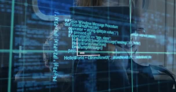 컴퓨터 인간의 컴퓨터에서 일하는 여성의 그래프 애니메이션 디지털 보고서 인공지능 — 비디오