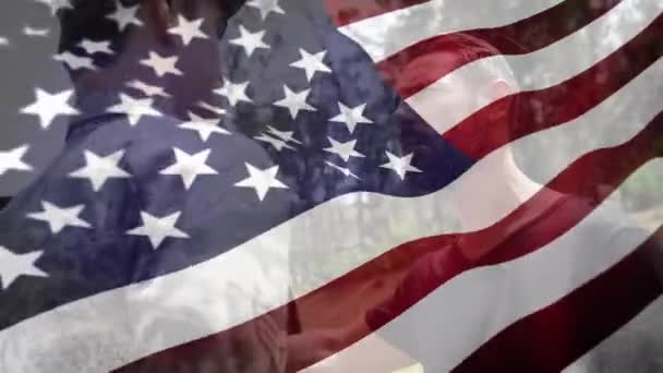 Animazione Bandiera America Sventola Diversi Soldati Istruttori Superiori Durante Esercitazione — Video Stock