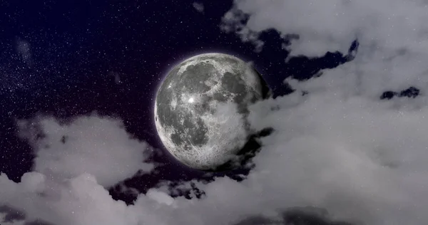 Composição Nuvens Lua Cheia Céu Noturno Conceito Astronomia Espaço Exterior — Fotografia de Stock