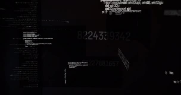 在黑色背景下 不断变化的数字和镜头在计算机语言上闪烁着动画 数字生成的全息图 编码和技术概念 — 图库视频影像