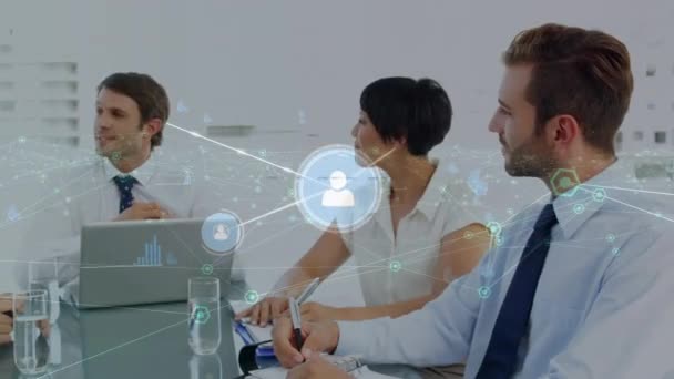 オフィス内の多様なビジネス上の接続のネットワークのアニメーション グローバル接続 コンピューティング データ処理の概念デジタル生成されたビデオ — ストック動画