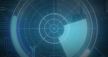 Devre kartı üzerinden tarama ve veri işleme animasyonları. Küresel hesaplama, dijital arayüz ve veri işleme kavramı dijital olarak oluşturulmuş video.