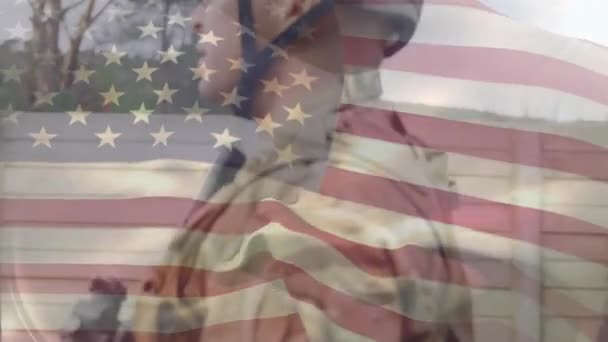 Анимация Флага Сша Над Различными Солдатами Американский Патриотизм Вооруженные Силы — стоковое видео