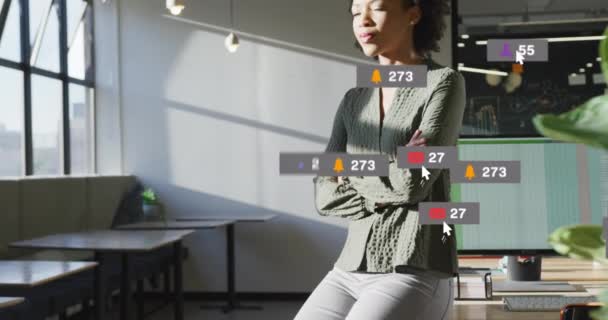 Animation Social Media Icons Data African American Businesswoman Office Παγκόσμια — Αρχείο Βίντεο