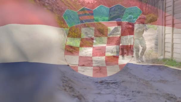 Çeşitli Askerlerin Üzerinde Hırvat Bayrağının Canlandırılması Hırvat Vatanseverliği Silahlı Kuvvetler — Stok video
