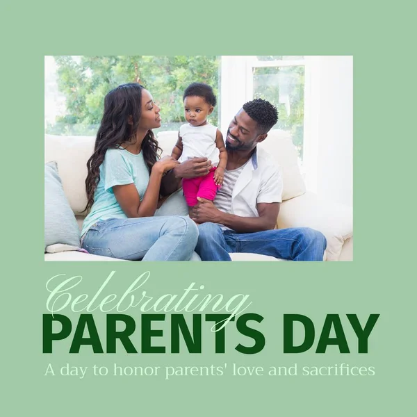Vieren Ouders Dagtekst Met Gelukkige Afrikaanse Amerikaanse Ouders Dochtertje Thuis — Stockfoto