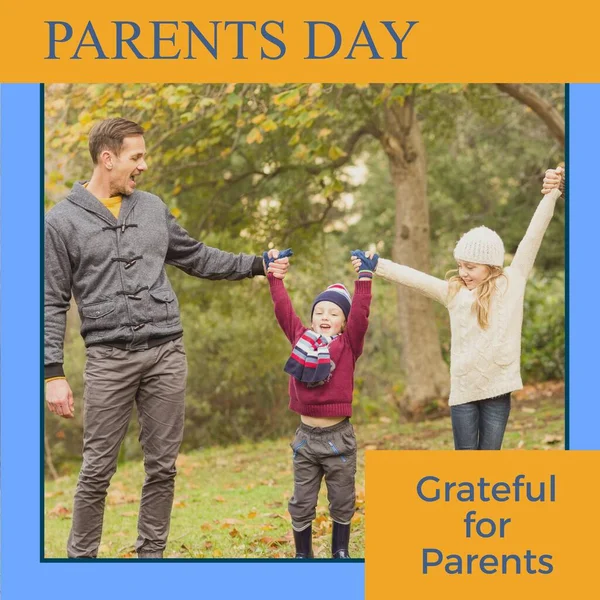 Den Rodičů Vděčný Zprávy Rodičům Bělošskému Otci Dětem Fandícím Parku — Stock fotografie