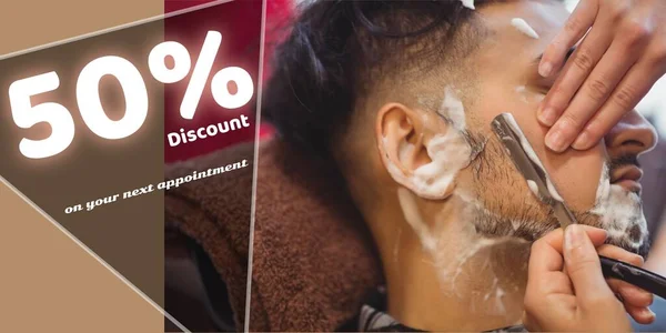 Indirimli Metin Çeşitli Erkek Müşteriler Kadın Berber Islak Tıraş Yüzlü — Stok fotoğraf