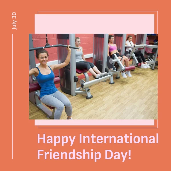 Feliz Dia Amizade Internacional Texto Laranja Com Felizes Amigas Caucasianas — Fotografia de Stock