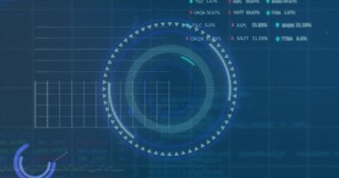 Aydınlatılmış çemberlerin soyut arka planda birden fazla grafik ve alım satım tahtasıyla canlandırılması. Dijital olarak üretilmiş, hologram, illüstrasyon, şekil, rapor, iş ve borsa kavramı.